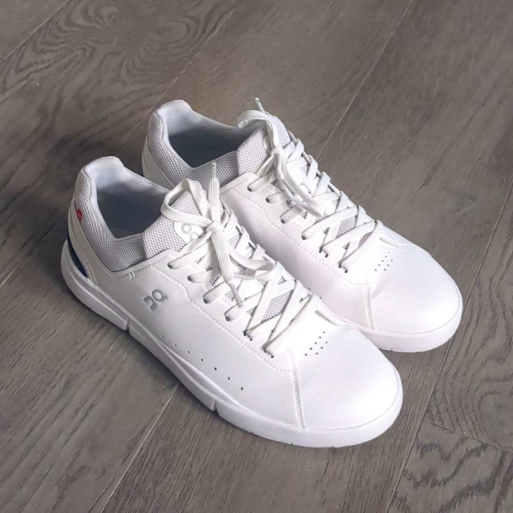 On Cloud The Roger Men's sz 10.5 Almost NEW